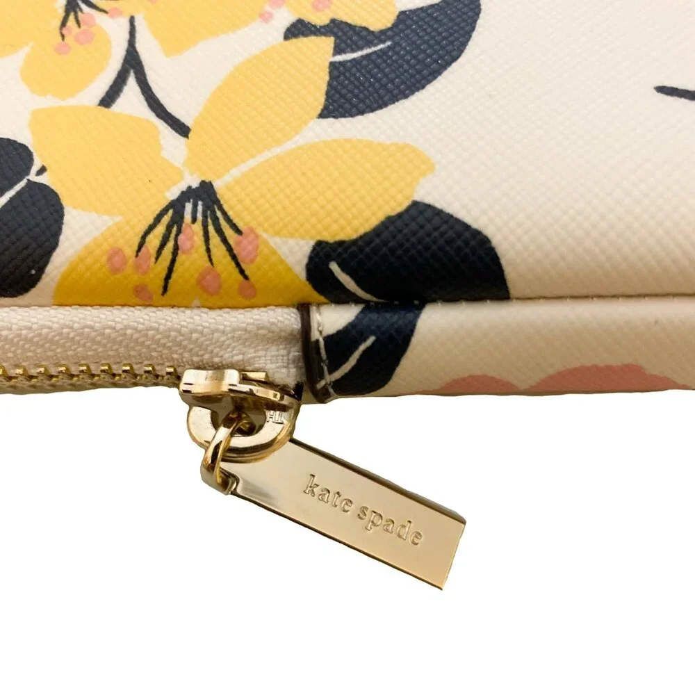 KATE SPADE New York Staci Lily Blooms Universal Laptop Sleeve 15
